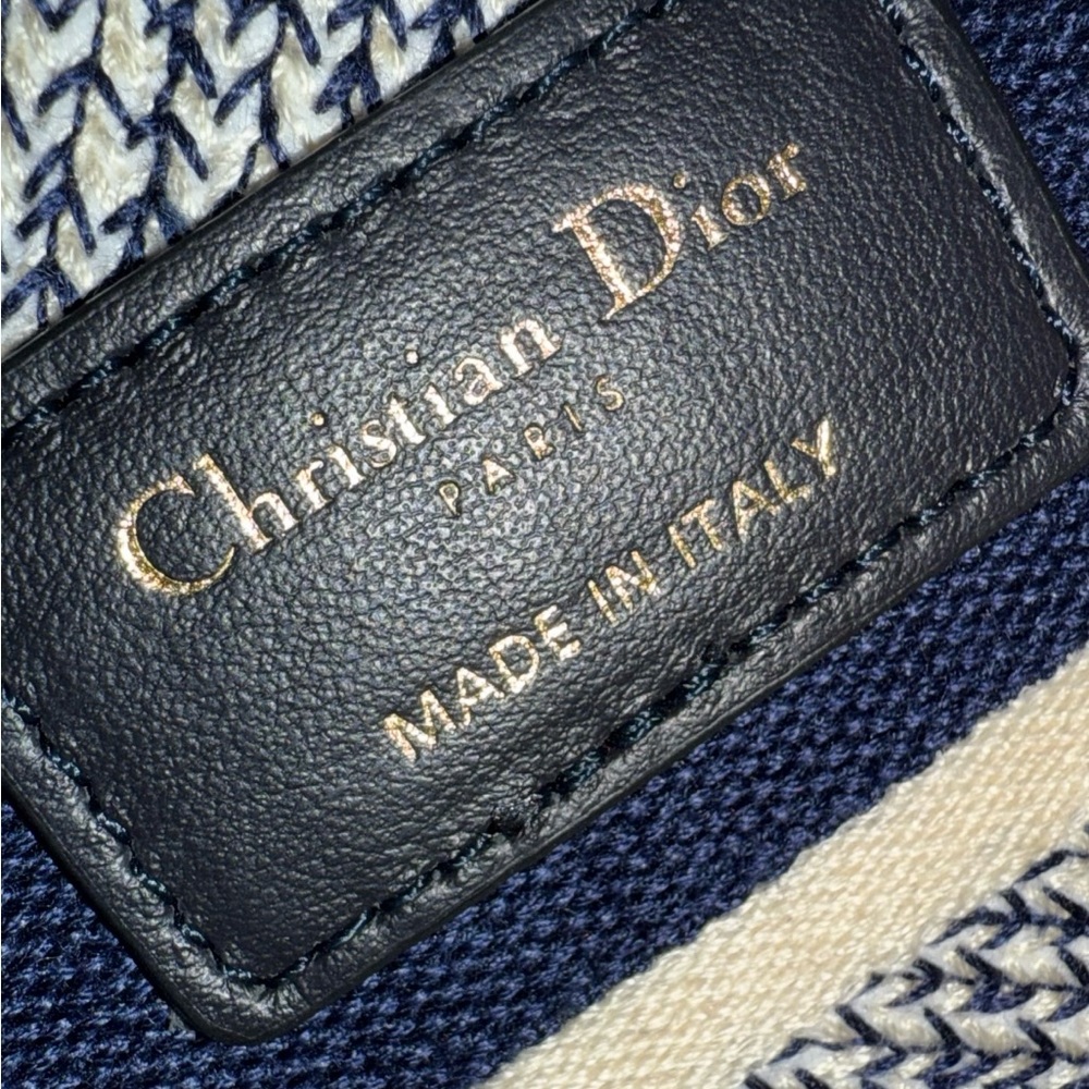 Dior Monochrome Lady D-Lite Handbag - Picture 5 of 6